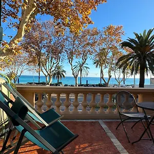 ** Hotel Pavillon Imperial France